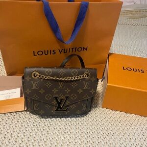 100% authentic LV Passy crossbody purse